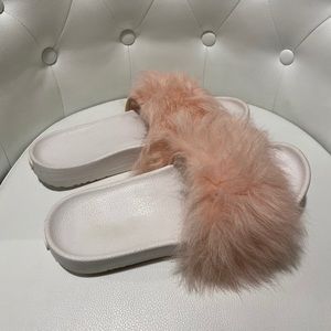 Ugg slides